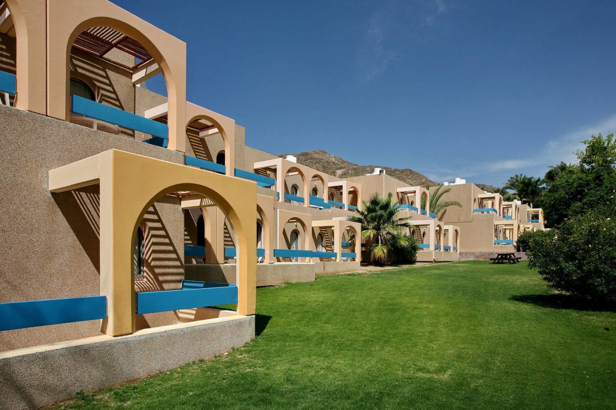 Club In Eilat - Coral Beach Villa Resort Exteriör bild